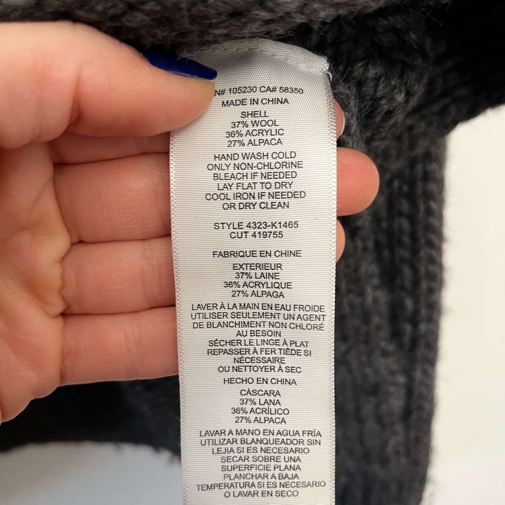Knit Turtleneck - Picture 4 of 4